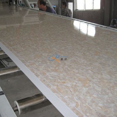 400kg / H 2440mm Mermer Levha PVC Levha Yapma Makinesi