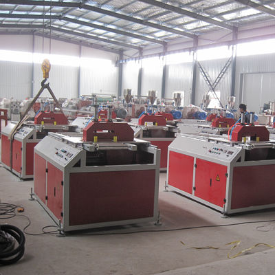 Bar için ISO90001 50HZ Suya Dayanıklı Plastik Profil Makinesi
